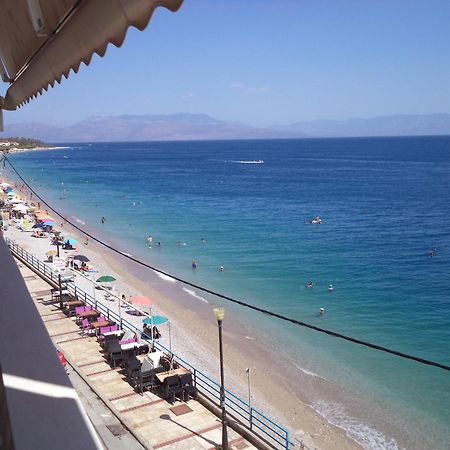 Antonios Rooms Akrata Bagian luar foto