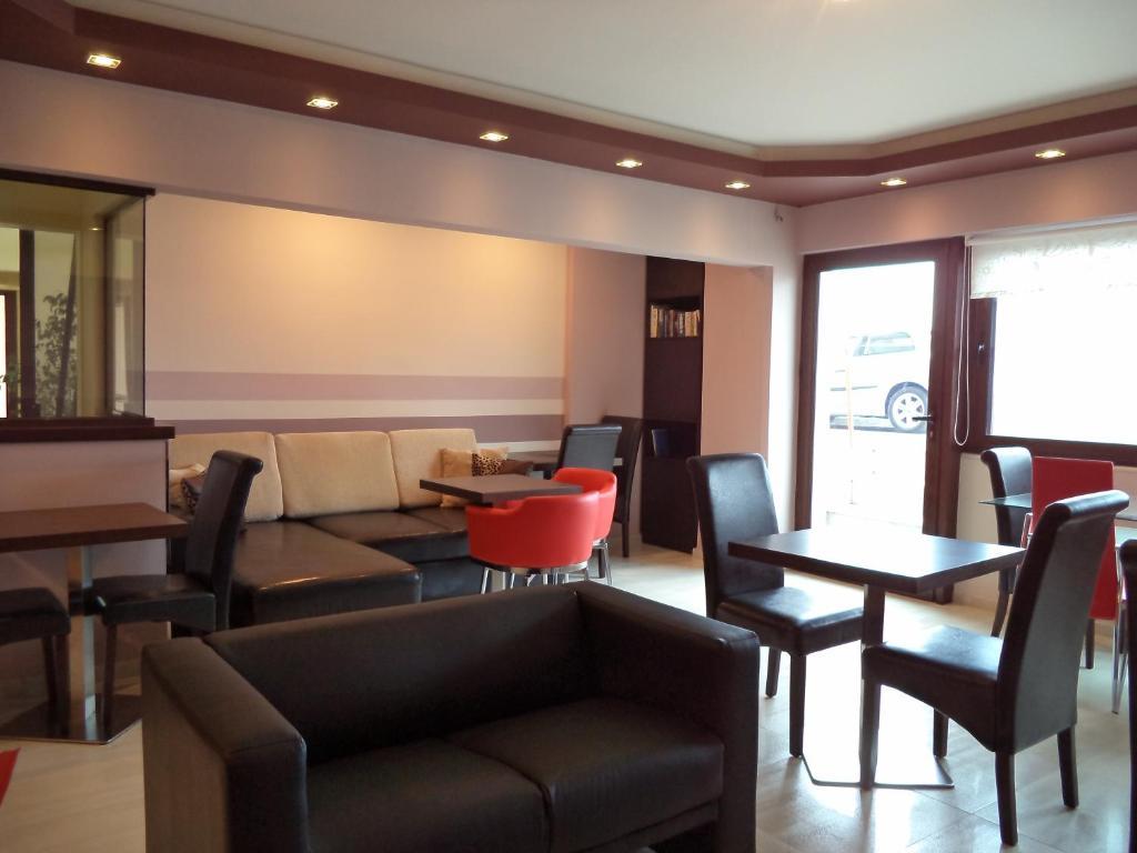 Antonios Rooms Akrata Bagian luar foto