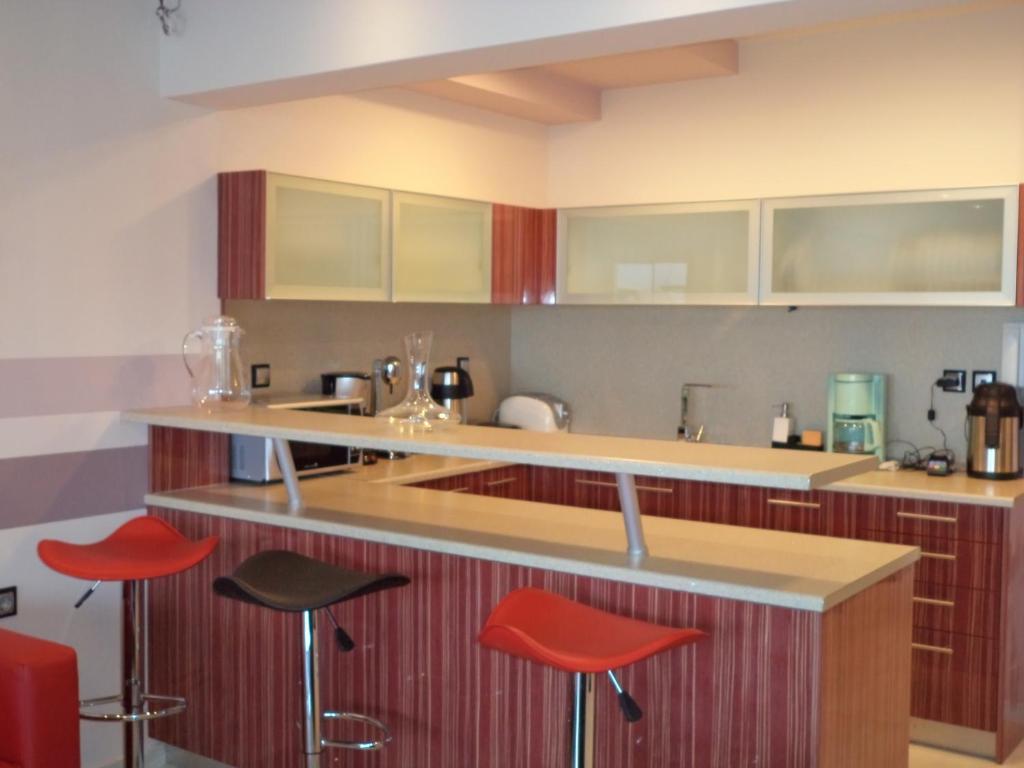 Antonios Rooms Akrata Bagian luar foto